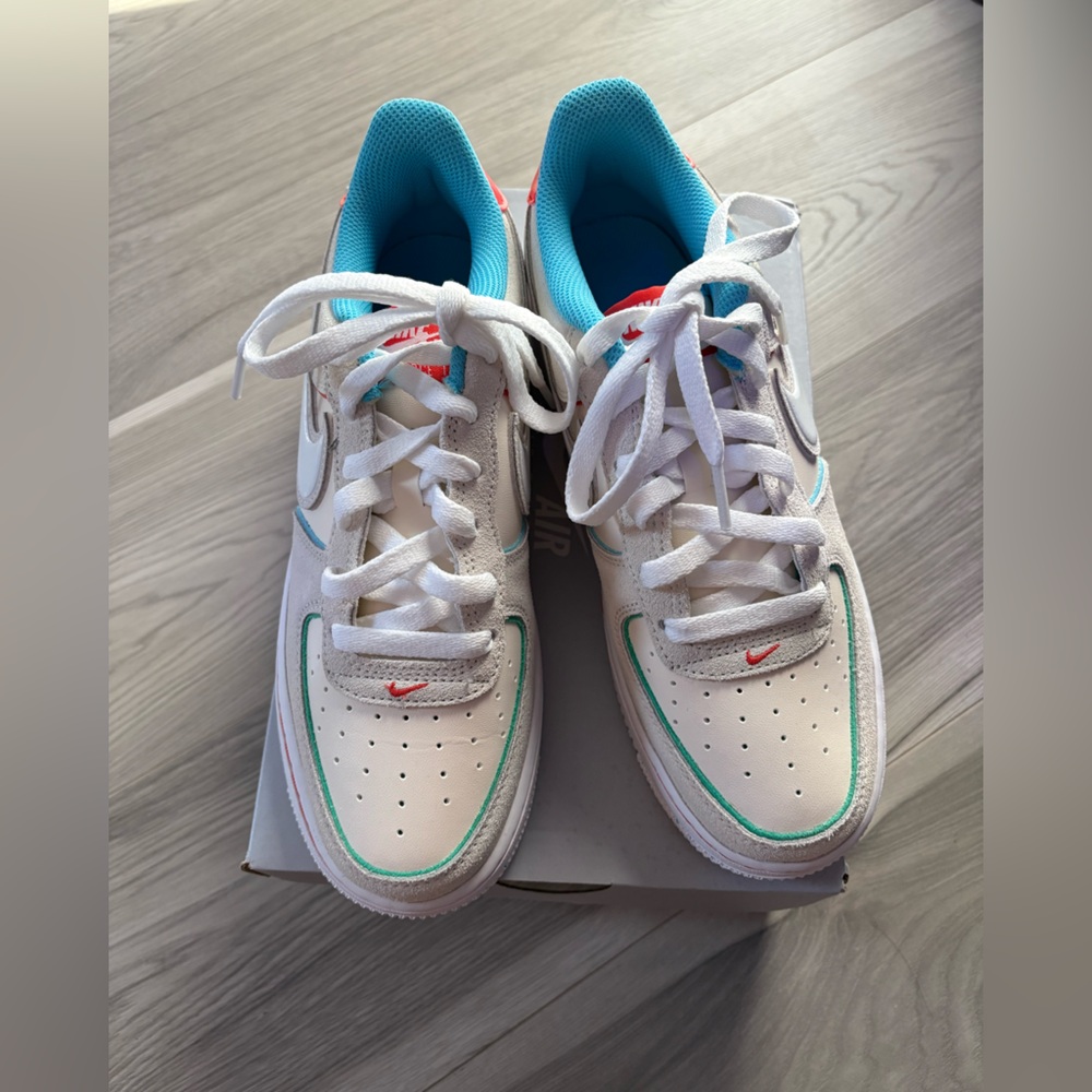 Nike Air Force 1 LV8 Big Kid Sneakers Size 6.5